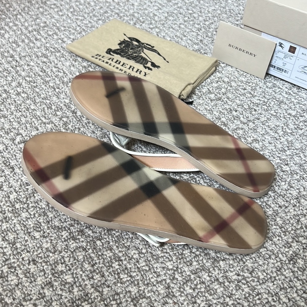 Burberry Lancaster Nova Flip Flop Sandals Shoes Slides 37 White Tan Classic - Picture 8 of 13